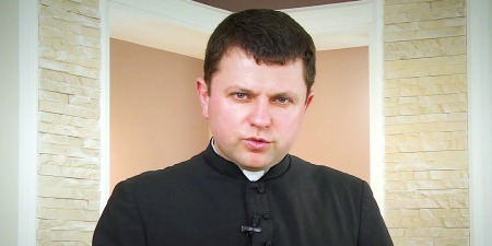 "Влада відкриває багато можливостей та спокус для християнина", - отець Руслан Михалків