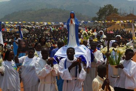 "Послання Богородиці в Руанді були пророчими, але люди не звернули на них уваги" - інтерв'ю з настоятелем санктуарія в Кібехо