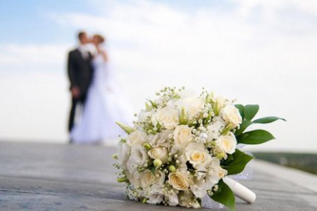 "Чи можуть гості весілля сумувати, поки молодий з ними" - коментар Євангелія дня