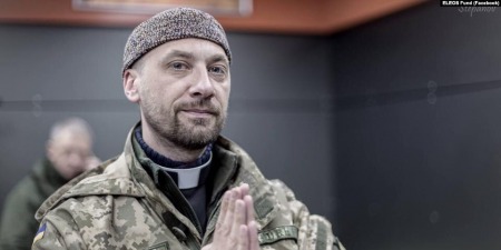 "Українці, на відміну від окупантів, ВІРЯТЬ у свою перемогу!" - отець Сергій Дмитрієв