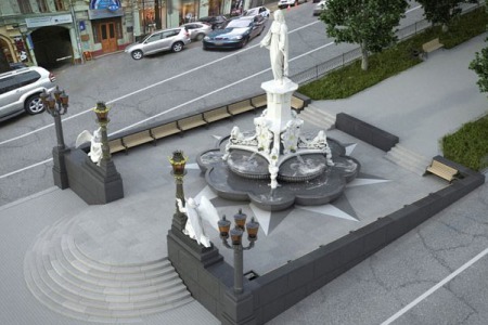 Статуя Богородиці Діви на місці постаменту Леніна