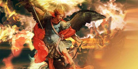 "Архангел Михаїл захищає нас від атак сатани", - коментар Євангелія дня