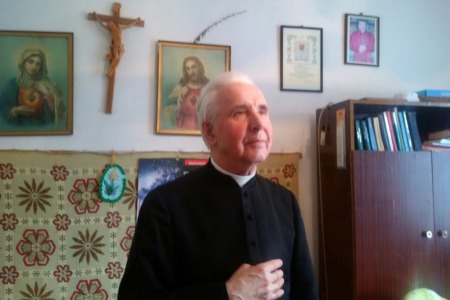 "Лиш на третьому курсі навчання мої батьки дізналися, що я семінарист, вони думали, що я шофер", - отець Франциск Карасевич