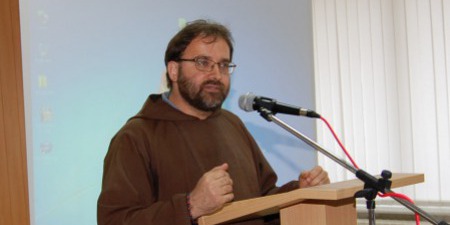 Що потрібно, щоб стати повноправним членом Церкви? - розповідає отець Костянтин Морозов