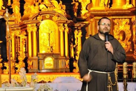 Отець Петро Куркевич: "Краще не потрапляти в руки молодому священику, особливо на Сповіді!"