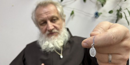 Чому Марійний медальйон називають чудотворним?