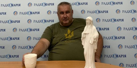 "Літургійний рік - це засіб, який допомогає нам зосереджуватися на Ісусі, який є нашим Господом і Спасителем", - о. Вальдемар Павелець