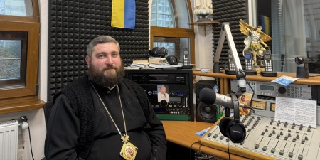 «Чи може Церква говорити мовою молоді? Єпископ Єфрем Хом’як про простоту віри, традиції та виклики війни»