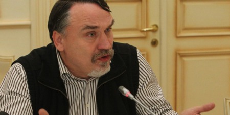 "Нехай слухачі не думають, що я богохульствую, але на сьогодні Тараса Шевченка неофіційно визнано народним святим!" - Віталій Капранов