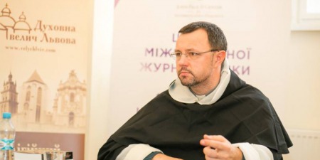 "Пасха настільки велике свято, що християни навіть наважилися порушити заповідь святкування суботи", - отець Петро Балог