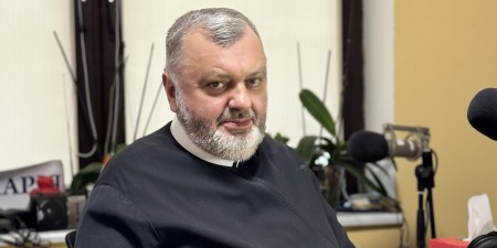 Чи я є відданим повністю Божому Слову?
