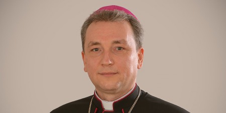 "Ми не втручаємось в політику, ми проти насилля!" - єпископ-помічник Мінсько-Могільовський Юрій Кособуцький