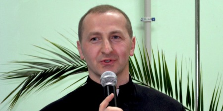 "Хто не бажає любити свій хрест, той мало осягне", - отець Григорій Рогацький
