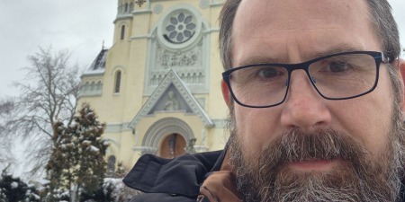 Бог є любов: Найсвятіше Серце Ісуса &mdash; джерело надії та миру для України