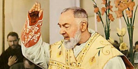"З ран отця Піо за добу стікало близько склянки крові", - брат Сергій Воронюк