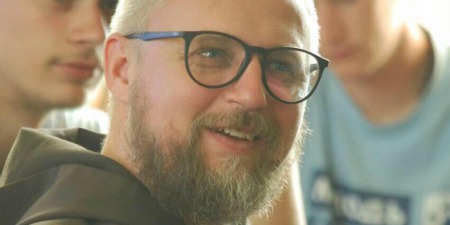 Заздрість, чвари, перелюб, гвалт, розпуста - як позбутися цих гріхів?