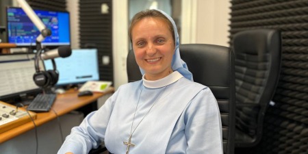 "Зверніть увагу, скільки часу в наших розмовах займає обговорення інших людей", - с. Тетяна Богославець