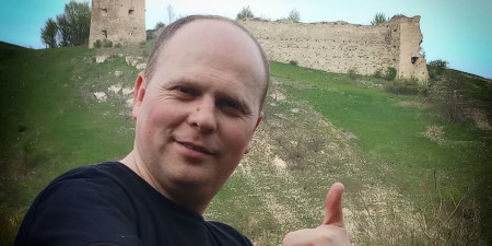 "Перед тим, як поширити якусь інформацію, перевіряймо її, щоб не втратити Божого світла", - отець Василь Германюк