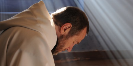 Для чого потрібна молитва? - відповідає отець Артур Сподар