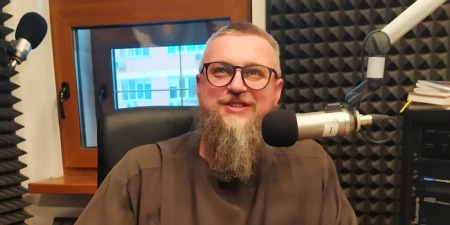 "Неможливо бути пророком - без реального спілкування з Господом", - отець Віталій Козак