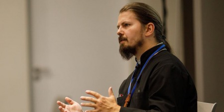 Смерть та воскресіння. Як через споглядання Христа розіп'ятого пережити тяжкий період війни?