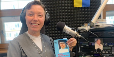 "Писати вони навчились пізніше, ніж жити за Божою волею", - с. Наталія Вакулішина
