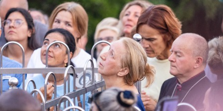 Бог вислухає наші прохання і завершить війну, - Тереза Гажійова